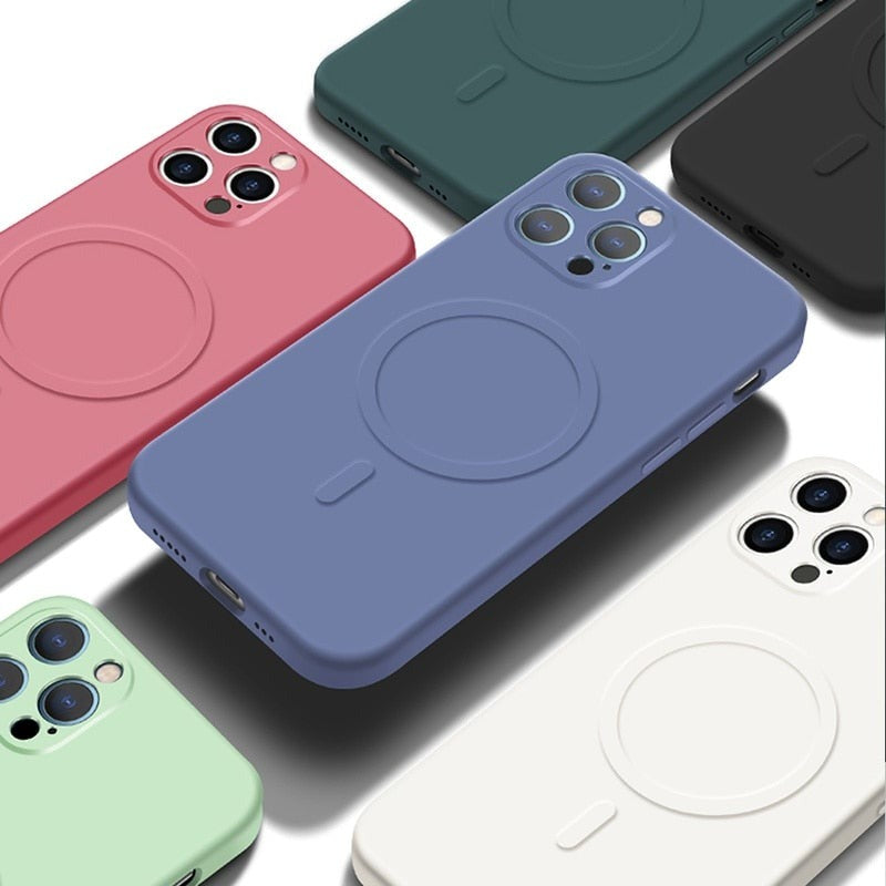 Coque en silicone liquide pour iPhone avec chargement magnétique sans fil (MagSafe)
