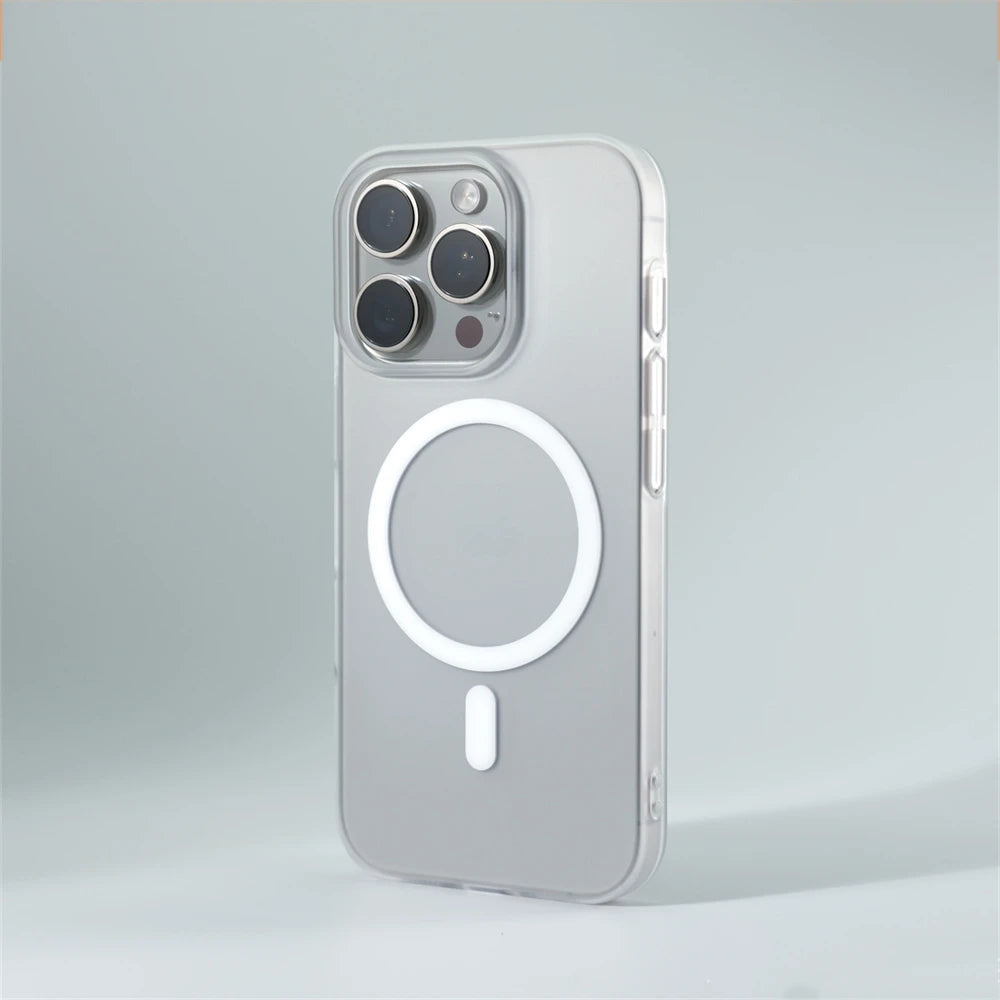Coque iPhone Ultra-Fine Mat 1.0 mm | Compatible MagSafe | Design Élégant et Léger