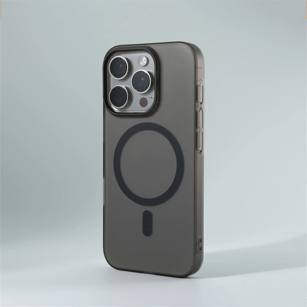 Coque iPhone Ultra-Fine Mat 1.0 mm | Compatible MagSafe | Design Élégant et Léger