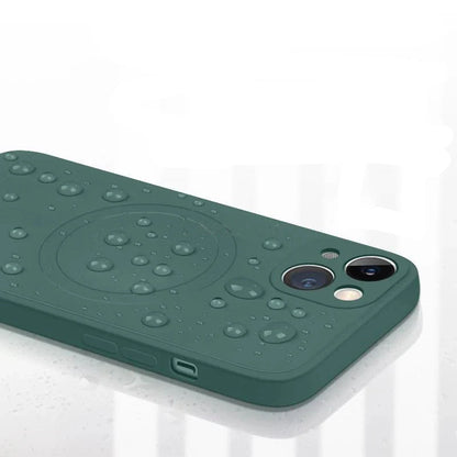 Coque magnétique en silicone liquide pour iPhone