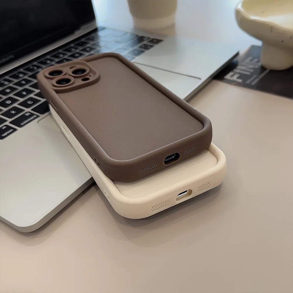 Coque Mince Antichoc pour iPhone 13 à 15 Pro Max | Élégance et Protection en Couleurs Classiques
